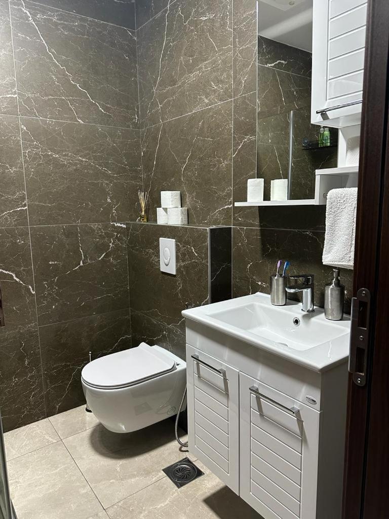 Nejra Apartment Ulcinj Zewnętrze zdjęcie